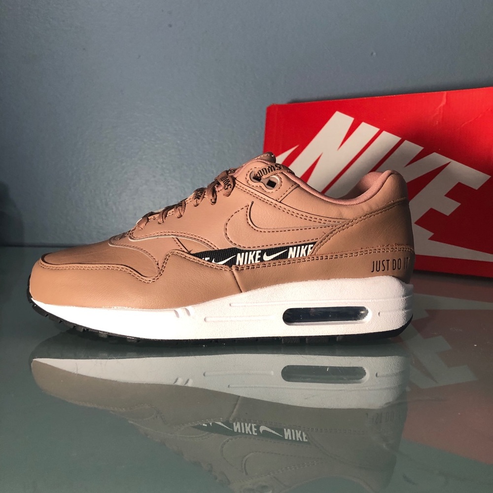 🆕 NIKE Desert Air Max Fashion Sneakers